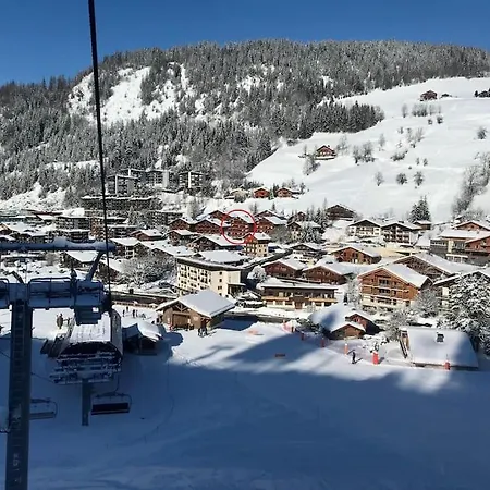 Cosy Avec Terrasse Sud - Proche Centre Apartment La Clusaz