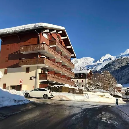 Cosy Avec Terrasse Sud - Proche Centre Apartment La Clusaz
