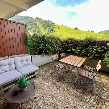 Cosy Avec Terrasse Sud - Proche Centre Apartment La Clusaz